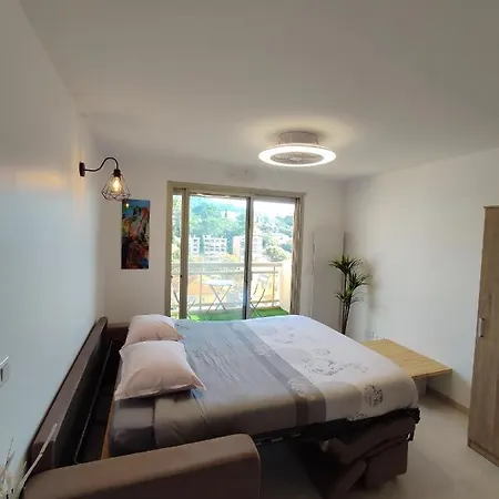 One Bedroom With Balcony Just Renovate Apartment